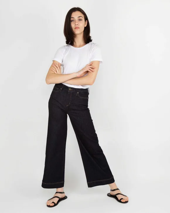 Short-Sleeved Relaxed Tee^Ann Mashburn Store